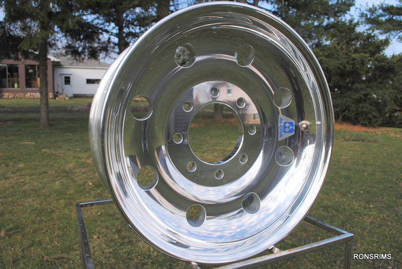 17.5x6.75 ALCOA Trailer Wheel - Polished 8 on 6.5 - rons-rims-inc
