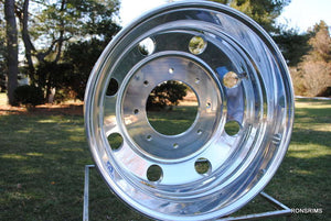 19.5x6.75 ACCURIDE Medium Duty Hub Pilot Polished Truck Wheel - Rear 8 on 275mm - rons-rims-inc